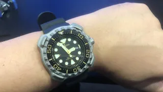 The Citizen Promaster Titanium Diver BN0220-16E on my wrist