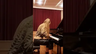 Meda Ėvaltaitė (M.K. Čiurlionis Noktiurnas op4 No1., mok. Lilija Petrauskienė)