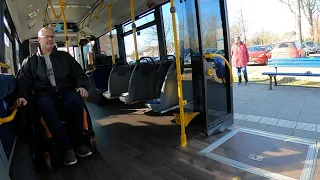 Mit Rollstuhl 🦽🦼 im Stadtbus🚌: Nichts wovor Du Angst haben musst👍! Hier MIT Untertitel