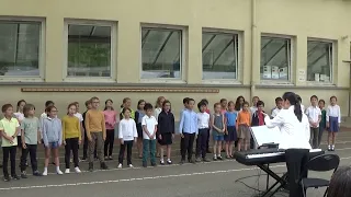 2022 fête école 10 chorale CE1 Cham