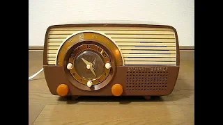 真空管ラジオ　Stewart Warner Clock Radio Model 9162D 「ザ・ピーナッツ　 ラ・ノビア   La Novia」を聴いてみました。