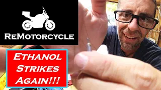 Yamaha Razz haunted by the ETHANOL demons!!! (Fix this scooter carburetor!)