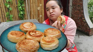 爱吃麻酱饼一定要收藏，苗大姐特有做法，层次分明，皮脆里香