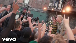 mgk - I Think I'm OKAY (Behind The Scenes) ft. YUNGBLUD, Travis Barker