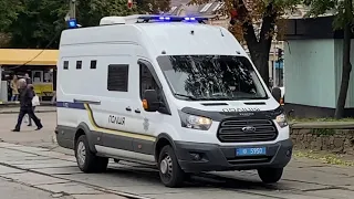 Compilation of Ukrainian police responding with lights & sirens