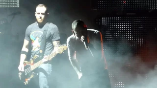 Linkin Park - Burn It Down / Lost in the Echo / New Divide LIVE Houston Tx. 9/6/14
