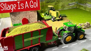 Silage 23 Has Started + Shearing - The Big 1/32 Model Farm Diorama Display Day 60!