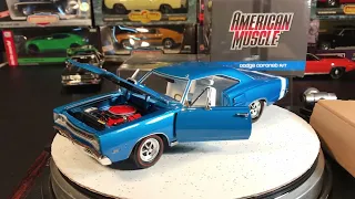 1:18 Scale Diecast Cars 2