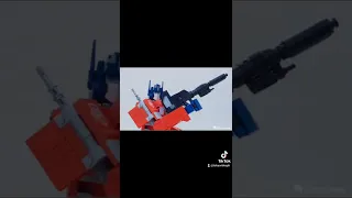 LEGO x TRANSFORMERS Optimus Prime