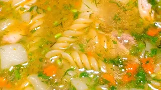 Easy chicken noodle soup. Куриный суп с пастой. Мазали товуқ шўрва.