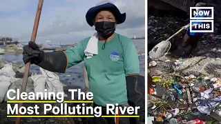 Pasig River Warriors Clean Up World's Most Plastic-Polluting River in Philippine