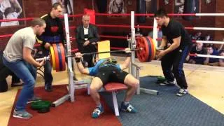 452 Raw Bench @ 145.5 lbs - Ivan Chuprinko (205@66 kgs)