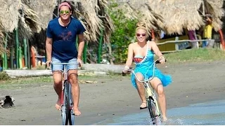 Shakira - La Bicicleta Making Of