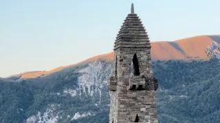 Поездка в селение Харачой. Абрек Зелимхан, Девичья коса, родовая башня.