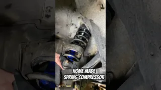 DIY spring compressor in action 👍🏻