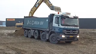 MERCEDES BENZ ACTROS 5048 KIPPER IN ACTION