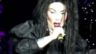 Pete Burns Dead or Alive Spin me round