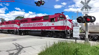 4K/HDR Janesville WI WSOR 3947 3868 moving cars around.