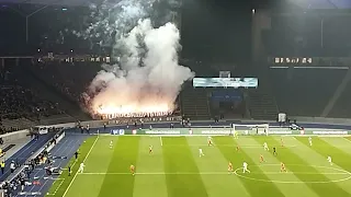 Hertha vs Kiel. Einhaken+ Pyro Kiel