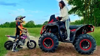 Den y sus Aventuras en Moto! | Motos para niños!