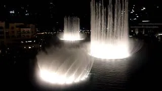 Dubai Fountain performing to Bijan Mortazavi - Waves (Amvaj)