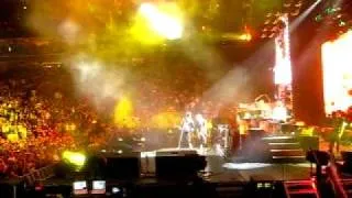 Paul McCartney - Live and let Die - Philadelphia, PA - 8/14/10