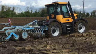 Farmer Phil driving a 3220 JCB Fastrac and Lemken Rubin 3 metre disc harrow @ Russell Fastraxx