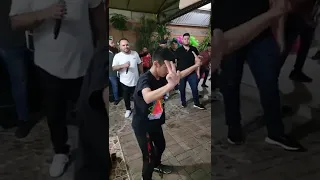 Nadie Baila Mejor que "Carlitos"