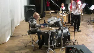 Drum Solo - Little Drummer Boy -  Ilya Varfolomeyev 8 years and Orchestra " Little Band"