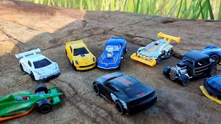 Review Hot Wheel Die-Cast 10 Pcs