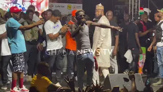 Shatta Wale and his Milïtants brings VIP-Nima Salafest to a standstill as they chants live in Nima