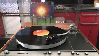 VINYL HQ EARTH, WIND AND FIRE/  I am / complete side one / 1963 Pioneer STP-1 phonostage