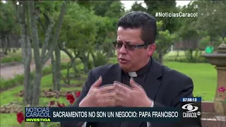 ¿Por qué los sacerdotes cobran por sacramentos?