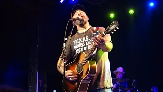 Aaron Lewis Everlong Foo Fighters Cover 03-23-18 Billy Bobs