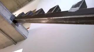каркас лестницы на одном косоуре/stair stringers on one