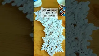 FREE crochet pattern for snowflake coaster set