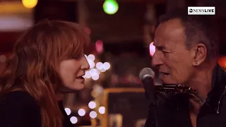 Bruce Springsteen w/ Patti Scialfa ☜❤️☞ House Of A Thousand Guitars ∫ I'll See You In My Dreams