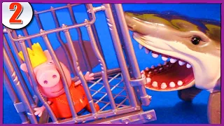 SeaWorld Story E2 - Shark Cage Attack SWIMMING WITH TOY SHARKS