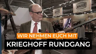 Jagd & Hund 2024: Kai-Uwe Kühl von K&K Premiumjagd macht einen Rundgang bei Krieghoff