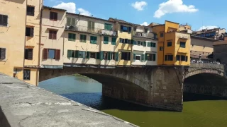 Мост Понте Веккьо в городе Флоренция