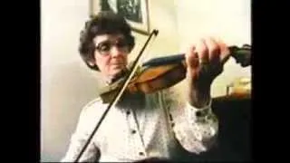 Galway fiddler, Lucy Farr plays Irish traditional reel, The Maids Of Mitchelstown