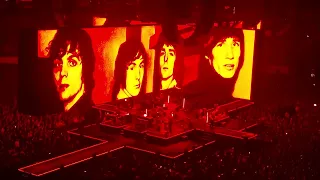 Roger Waters – Shine On You Crazy Diamond (Parts VI-VII, V) @Palacio de los Deportes, CDMX, México