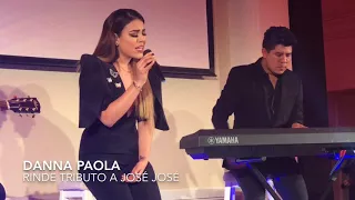 Danna Paola rinde tributo a José José