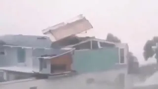 Супер тайфун Гони обрушился на Филиппины