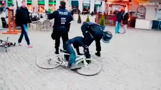 Geh nicht in die Stadt  Vorsicht Polizei Corona