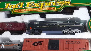 Re - Unboxing produk #Fenfa yang Terlupakan (Int'l Express FF B/O Train Series)