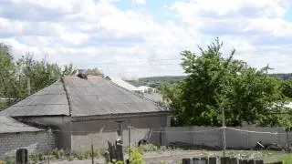 15.06.2014, 14:30, Обстрел Станица Луганская. Прямые попадания в жилые дома