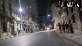 La Habana, Cuba de NOCHE /Es peligrosa?🇨🇺