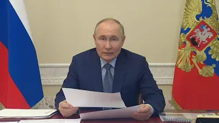 «Мы без яблок-то не останемся?»: Владимир Путин поручил не допустить роста цен на фрукты