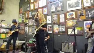 Lissie "In Sleep" Live at Twist & Shout 12/2/13